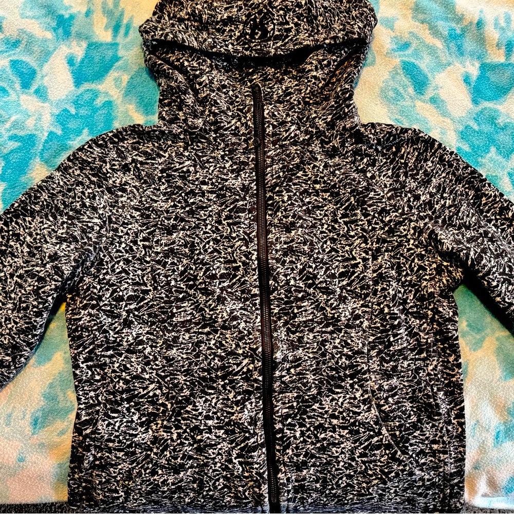 LULULEMON JACKET